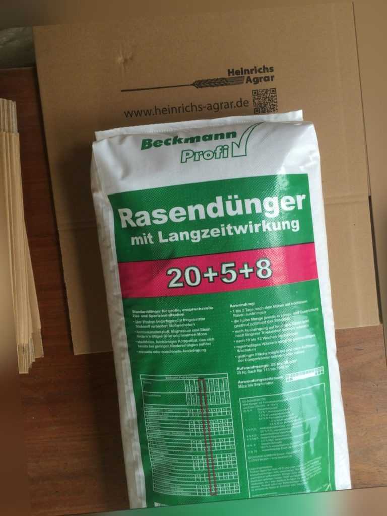 Premium Rasendünger mit Langzeitwirkung 25 kg NPK 20+5+8 Beckmann Rasen Dünger