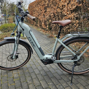 CUBE Kathmandu Hybrid Pro 750 E-Bike Trekking flashgrey´n´metal